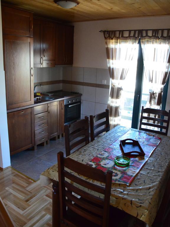 Family Apartments Zabljak  Phòng bức ảnh