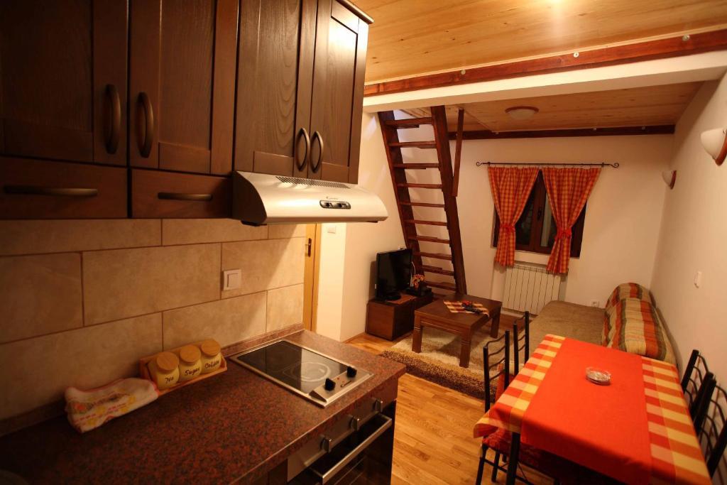 Family Apartments Zabljak  Phòng bức ảnh